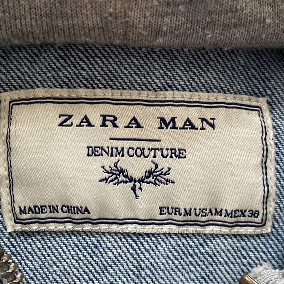 Zara Distressed Jean Jacket - Picture 3 of 3